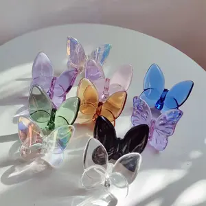 Moda europea luce di lusso decorazione per feste a casa regali di nozze di fascia alta ornamenti di farfalle di cristallo in vari colori