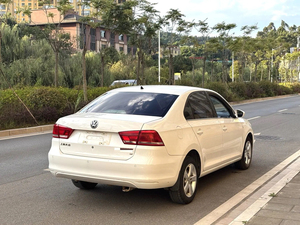 Voiture <span class=keywords><strong>d</strong></span>'<span class=keywords><strong>occasion</strong></span> Volkswagen <span class=keywords><strong>Santana</strong></span> 2015 1.6L Auto Comfort Edition Berline <span class=keywords><strong>d</strong></span>'<span class=keywords><strong>occasion</strong></span> Conduite à gauche Essence 110ch 6AT Coffre 466L Économe en carburant - Product Image 5