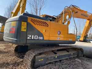 Excavadora Hyundai 210-9 Usada, Modelo 2021, Capacidad de 20 Toneladas, Equipo Pesado con Motor, Caja de Cambios y Bomba en Venta - Product Image 3