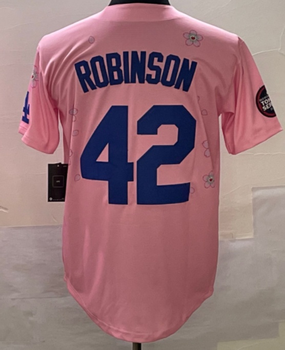 42 Robinson Pink