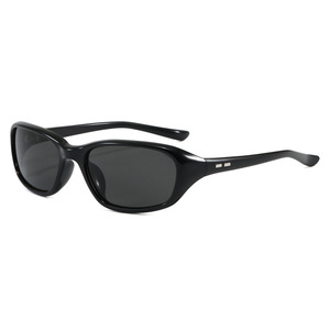 Retro Narrow Oval Sunglasses, Clear Transparent <strong>Grey</strong> <strong>Frame</strong>, UV Protected Fashion Eyewear for Ladies - Product Image 2