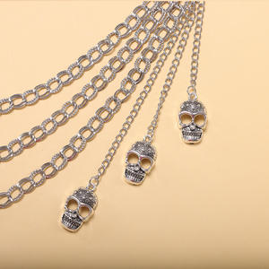 Chaîne de taille de style gothique européen et américain, pendentif crâne en métal gaufré multicouche pour femme, chaîne de corps tendance punk - Product Image 4