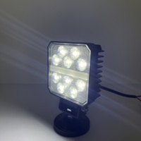 Lampe de travail LED super lumineuse pour engins lourds, étanche IP67, 40W, carrée, 5 pouces, en aluminium, pour l'ingénierie extérieure