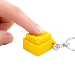 Vente en gros de porte-clés en plastique imprimé en 3D en forme de fromage, jouet de décompression NeeDoh, jouets squishy à récupération lente pour le bureau - Product Image 5