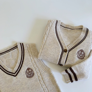 <span class=keywords><strong>Gilet</strong></span> <span class=keywords><strong>en</strong></span> tricot polyvalent pour enfants, cardigan sans manches, <span class=keywords><strong>gilet</strong></span> boutonné, vêtement d'extérieur décontracté pour garçons, haut pour l'automne et l'hiver - Product Image 2
