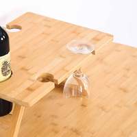 Table de pique-nique en bambou durable avec porte-bouteille et porte-verres, table pliante portable pour l'extérieur
