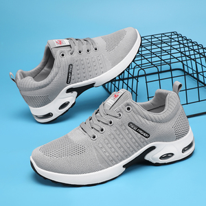 <span class=keywords><strong>Scarpe</strong></span> Sportive Casual da Uomo All'Ingrosso 2025 Estive Leggere con Ammortizzazione Traspiranti in Maglia Fly Knit Comfort alla Moda Trendy in Stock - Product Image 5