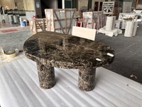 Table basse ovale en marbre Emperador foncé naturel, forme organique, 2 pieds cylindriques, table de salon de luxe, table à thé, taille personnalisée
