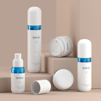 Vente flash : flacon pulvérisateur de voyage en plastique PET mat de 2 oz et 4 oz, forme de pilule, couleur personnalisée, flacon pulvérisateur cosmétique, flacon pompe pour lotion