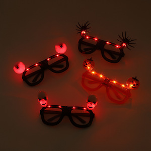 Gafas LED de Halloween con Calavera Sonriente y Araña, Novedad Brillante y Aterradora, NUEVAS, para Fiestas de Terror - Product Image 5