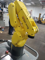 Robot industriel Fanuc LR Mate 200iD/7H 5 axes avec préhenseurs R-30ib Mate Plus à ventouses pour la préhension et le tri automatiques par IA