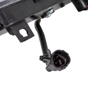 Nouveau feu antibrouillard central arrière de pièces automobiles pour BYD Song Pro DM EV OE MEH-4135100 - Product Image 6