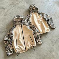 Veste coupe-vent légère personnalisée pour homme, fabriquée par YSJY OEM, en nylon camouflage, coupe boxy, fermeture éclair, imperméable.