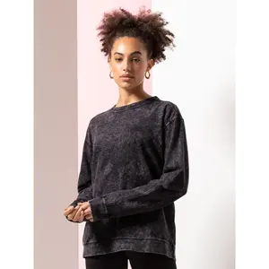 Sudadera Unisex Lavada Estilo Tour, Mercancía Personalizada - Product Image 1