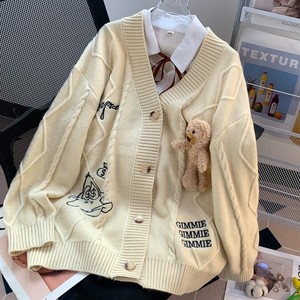 Mignon ours col en v Cardigan <span class=keywords><strong>pull</strong></span> pour femmes automne-hiver ample épaissi grande taille <span class=keywords><strong>pull</strong></span> brodé paresseux tricot <span class=keywords><strong>manteau</strong></span> - Product Image 5