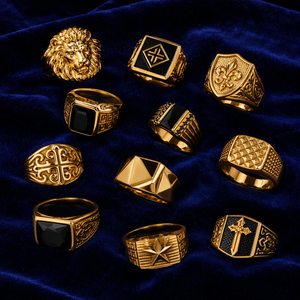 <span class=keywords><strong>Prix</strong></span> Spécial Bagues pour Hommes Plaqué Or 18K Anti-ternissement Serties de Pierres – Bijoux Hip Hop Assortis Vente en Gros - Product Image 1
