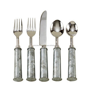 Juego de Cubiertos de Acero Inoxidable, Diseño de Cadena Espiral Plateada Mate Pulida, Mango Hecho a Mano, Diseño Único y Diferente - Product Image 2