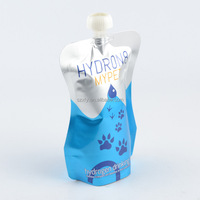 Sacs à boisson réutilisables portables de qualité alimentaire personnalisés tiennent debout pochettes à bec verseur en plastique avec couvercle pour emballage de boissons liquides