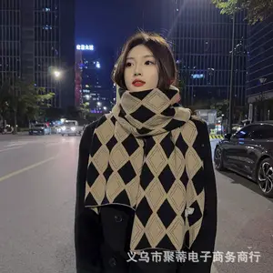 2023 mùa đông mới Cashmere kim cương kẻ sọc khăn của Phụ nữ mùa đông phong cách Hàn Quốc ấm áp dày hai mặt dệt kim khăn