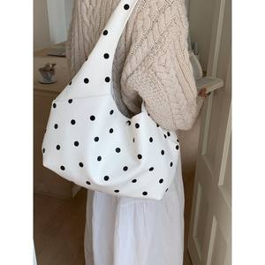 กระเป๋าถือทรงโท้ทลายจุดสไตล์เกาหลี ความจุเยอะ ดีไซน์เรโทร เรียบง่าย ใช้งานได้หลากหลาย คุณภาพสูง ทันสมัย สะพายไหล่ - Product Image 5