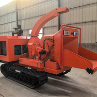 Broyeur de bois industriel mobile diesel facile à utiliser avec alimentation hydraulique, déchiqueteuse de feuilles d'arbres à vendre