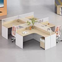 Ensemble de bureaux de travail écologiques E0 pour 4/6 personnes, poste de travail informatique moderne en forme de L avec cloison et chaises en option
