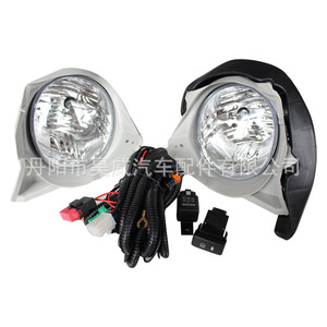 ชุดไฟตัดหมอกหน้า Toyota Fortuner ปี 2006-2011 แบบฮาโลเจน วัสดุ PC อะไหล่ทดแทน - Product Image 2