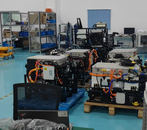 خلية وقود هيدروجيني Pem عالية القوة بقدرة فائقة 60 كيلو وات 70 كيلو وات 80 كيلو وات 100 كيلو وات 120 كيلو وات 150 كيلو وات للشحن الكهربائي - Product Image 3