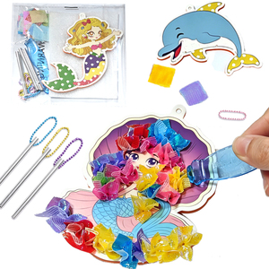 Kit Artistico Poke Poke per Bambini, Set Creativo con Adesivi in Carta e Tessuto a Tema Sirena e Delfino, Giocattolo Educativo Fai-da-Te, <span class=keywords><strong>Regalo</strong></span> di Compleanno Unisex - Product Image 5