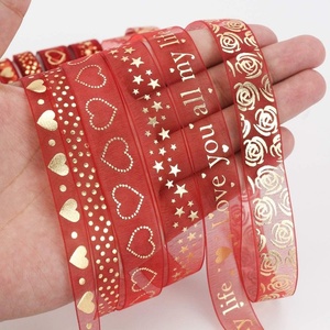 Cintas de Organza Transparentes con Estampado de Corazón Rojo y Dorado Personalizadas con la Frase '<span class=keywords><strong>Te</strong></span> <span class=keywords><strong>Amo</strong></span> Solo <span class=keywords><strong>para</strong></span> Ti' <span class=keywords><strong>para</strong></span> Decoración de Regalos del Día de San Valentín - Product Image 3