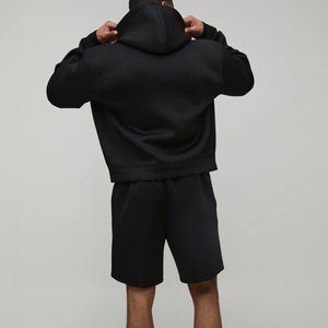 ชุดฮู้ดดี้และกางเกงขาสั้นสีพื้นผ้าฝ้ายฟลีซคุณภาพสูงสำหรับฤดูหนาว ผลิตอย่างมืออาชีพ บริการ OEM สำหรับเสื้อผ้าสตรีทแวร์ - Product Image 3