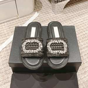 High Quality Printed Soft Barefoot Breathable Cushioning Women's Fashion <b>Slides</b> Slippers Flat Outdoor Casual Beach slippers - Product Image 1