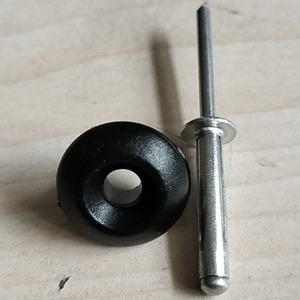 Remache ciego de plástico de 0.1875 pulgadas de diámetro con cabeza de botón y arandela incluida para accesorios de kayak y canoa para exteriores - Product Image 3