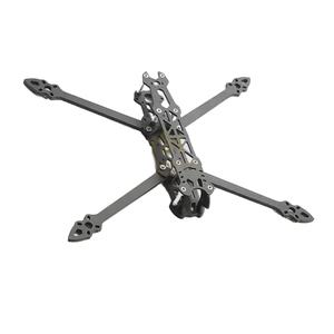 บริการเครื่องจักรซีเอ็นซีแบบกำหนดเอง Welltop สำหรับการกลึง แกะสลัก ตัด แผ่นคาร์บอนไฟเบอร์ 3k สำหรับงานเครื่องจักรกลแบบไร้คนขับ - Product Image 4