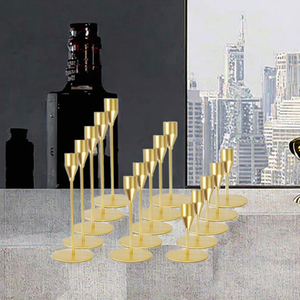 Candelabro de Metal Dorado Vintage Hecho a Mano para Decoración de Comedor - Product Image 2