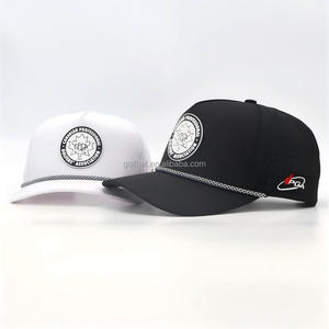 Casquette de golf OEM à 5 panneaux, couleur unie, perforée au laser, anti-UV, séchage rapide, avec logo personnalisé en patch PVC caoutchouc, style casquette de baseball sportive - Product Image 3