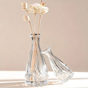 Bouteilles de diffuseur de parfum personnalisées en verre transparent, mini-vases pour la décoration de la maison, flacon d'huile parfumée - Product Image 2
