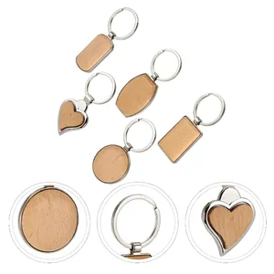 Porte-clés porte-clés coeur uni en vrac de luxe pour entreprise porte-clés en bois de bambou porte-clés en bois rétractable en métal vierge