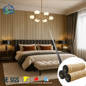 Rouleau d'autocollant mural en latte <span class=keywords><strong>de</strong></span> grain <span class=keywords><strong>de</strong></span> <span class=keywords><strong>bois</strong></span> | Rouleau <span class=keywords><strong>de</strong></span> panneau mural décoratif en PVC pour mur d'accent <span class=keywords><strong>de</strong></span> tête <span class=keywords><strong>de</strong></span> <span class=keywords><strong>lit</strong></span> <span class=keywords><strong>de</strong></span> chambre - Product Image 1