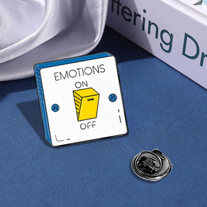 Smering Pinnen Emoties Op Uit Email Pin Switch Controller Badge Cartoon Tool Legering Broche Custom Groothandel - Product Image 3