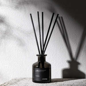 Thủy tinh Hương liệu hương thơm Gậy chai <span class=keywords><strong>100ml</strong></span> 150ml 50ml 200ml tùy chỉnh sang trọng màu đen thủy tinh rỗng hương thơm sậy khuếch tán chai - Product Image 2