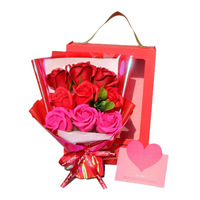 Bouquet de fleurs artificielles en savon rose, boîte cadeau, fenêtre semi-ouverte, 9 roses, cadeau de la Saint-Valentin, cadeau d'anniversaire pour meilleur ami