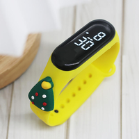 Montre numérique LED en plastique pour enfants - Boîtier ovale amusant et élégant avec affichage LED, résistante à l'eau 3BAR