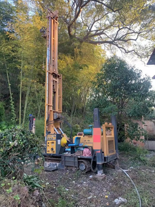 クローラー式 250型 試錐機 井戸掘削機、トレーラー搭載型 高耐久ポータブル DTH鉱山用 クローラー掘削リグ - Product Image 4