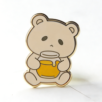 Meilleures ventes en gros : Pins de revers Anime personnalisés, badges et pins en émail dur, pins en métal plaqué, idéaux comme cadeaux.