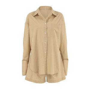 Conjuntos de 2 piezas para mujer al por mayor: Chándal de color liso, ropa de descanso, camisa holgada y conjunto de pantalón corto de cintura alta. - Product Image 1
