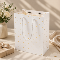 Sac cadeau blanc à pois avec poignée en corde blanche, papier de luxe pour mariage et affaires, logo personnalisé disponible