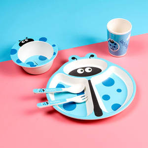 Incassable Assiettes Divisées <span class=keywords><strong>Micro</strong></span>-ondes <span class=keywords><strong>Plateau</strong></span> Allant Au Lave-Vaisselle pour Enfants En Plastique de Paille De Blé De Récipient de Nourriture - Product Image 1