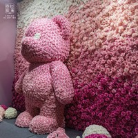 Mur de fleurs artificielles en forme de grand ours avec roses roses pour la plantation printanière, décoration de mariage