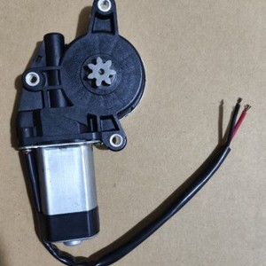 Motor Elevador de Ventanas Eléctrico 12V 24V 7 8 Dientes Lado Derecho para Hyundai Tucson 2010 2017 Versión Internacional - Product Image 1